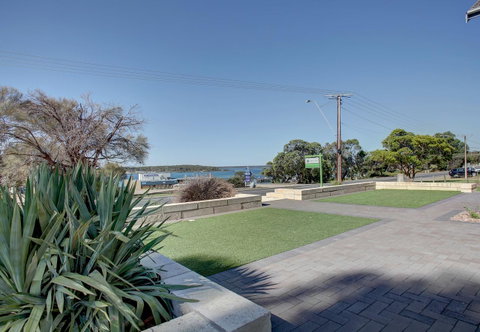Bay Bliss - Accommodation Directory 5