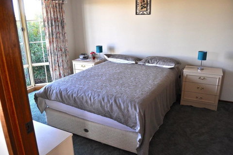 Baywatch - Accommodation Directory 13