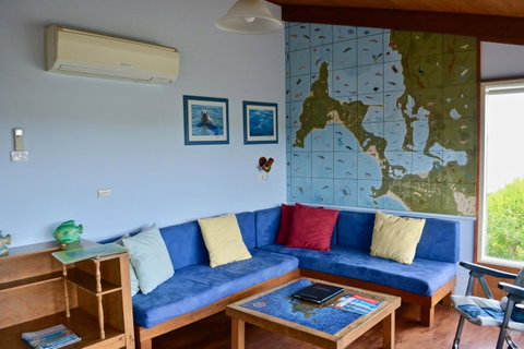 Dolphinview - Accommodation Directory 4