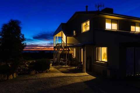 Southern Ocean Lookout - Accommodation Directory 2
