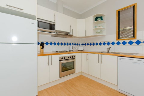 Desert Pea - Accommodation Directory 6