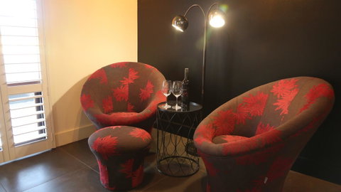 Irongate Studio B&B - Accommodation Directory 13
