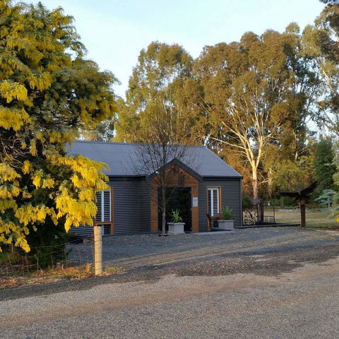 Irongate Studio B&B - Accommodation Directory 12