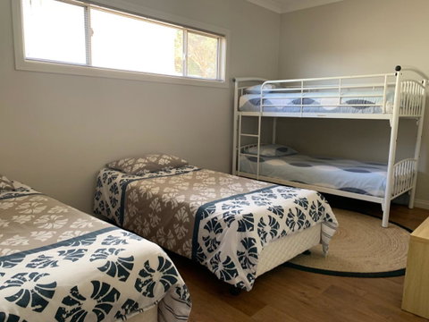 Waterfront On Osprey - Accommodation Directory 16