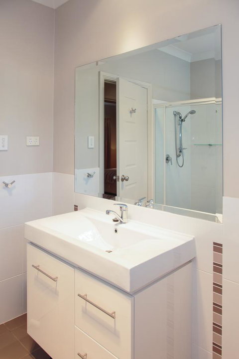 Waterfront On Osprey - Accommodation Directory 22