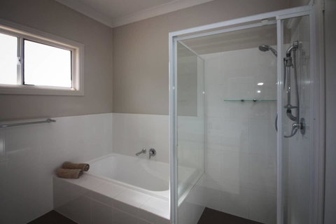 Waterfront On Osprey - Accommodation Directory 21