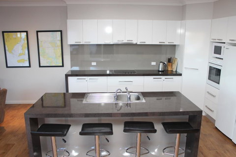 Waterfront On Osprey - Accommodation Directory 6