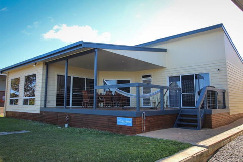 Waterfront On Osprey - Accommodation Directory 18