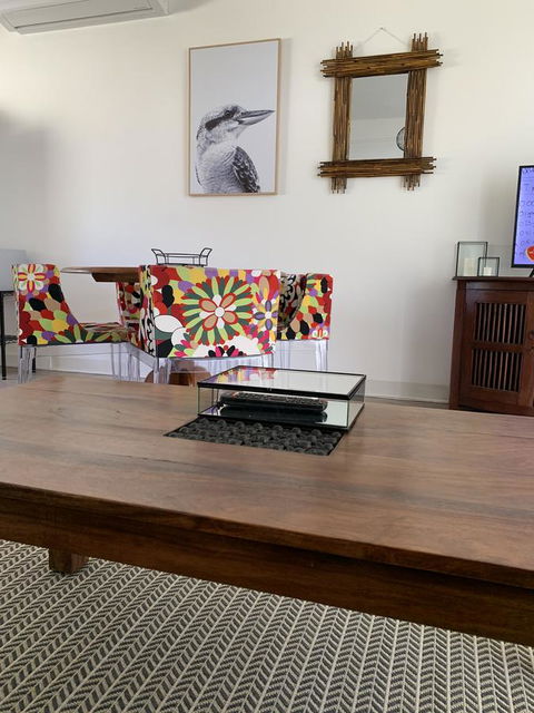 Sunshine Four - Accommodation Directory 12