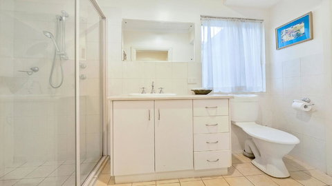 GOUGER 265 - Accommodation Directory 10