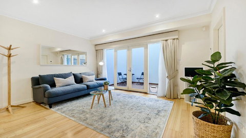 GOUGER 265 - Accommodation Directory 19