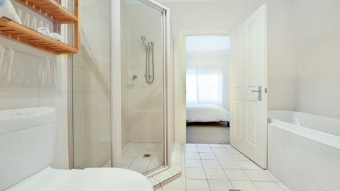 GOUGER 265 - Accommodation Directory 11