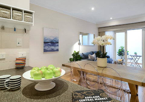 GOUGER 265 - Accommodation Directory 13