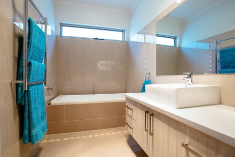 Seasalt - Accommodation Directory 12