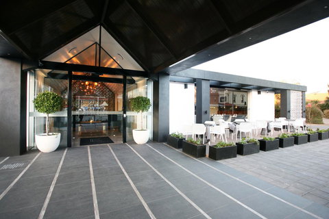 Ellen Hotel - Accommodation Directory 22