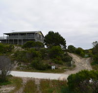 Lantauanan - The Lookout - Accommodation Directory