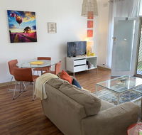 Sunshine Three - Accommodation Directory