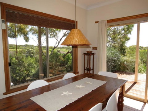 Edge Of Innes - Accommodation Directory 1