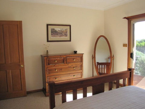 Edge Of Innes - Accommodation Directory 9