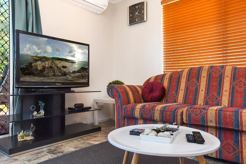 Casa Capri - Aldinga Beach - C21 SouthCoast Holidays - Accommodation Directory 4
