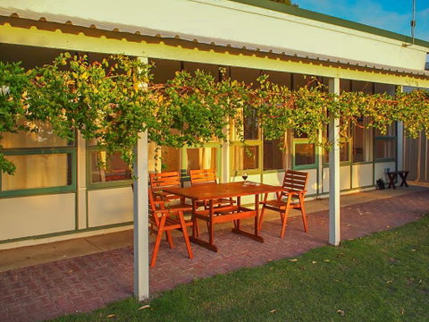 Willygunyah - Accommodation Directory 1