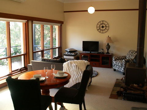 Archery Road Estate - Accommodation Directory 5
