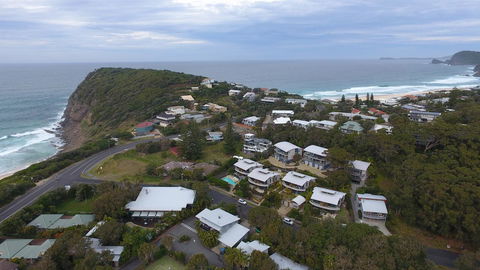 Boom 6 Boomerang Beach - Accommodation Directory 20