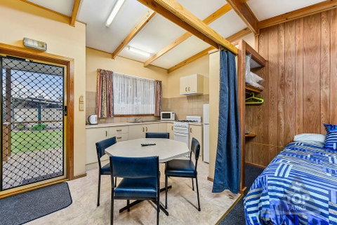 Millicent Hillview Caravan Park - Accommodation Directory 19