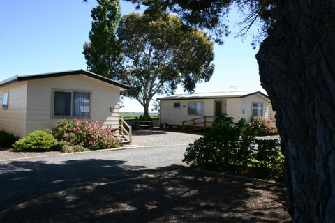 Millicent Hillview Caravan Park - Accommodation Directory 0