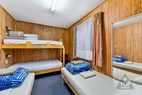 Millicent Hillview Caravan Park - Accommodation Directory 15