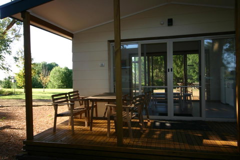 Millicent Hillview Caravan Park - Accommodation Directory 4