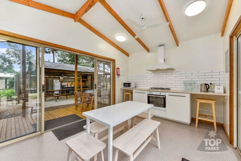 Millicent Hillview Caravan Park - Accommodation Directory 21