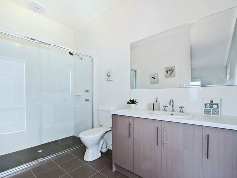 Seas The Day - Accommodation Directory 9