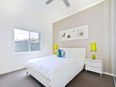 Seas The Day - Accommodation Directory 11