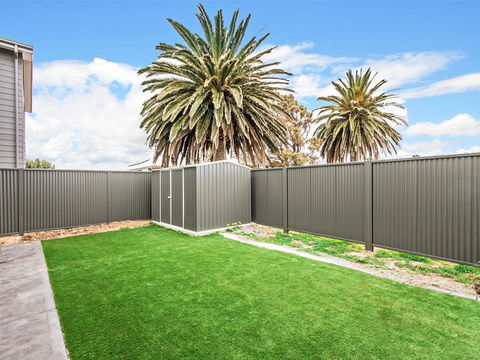 Seas The Day - Accommodation Directory 17