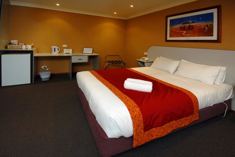 Victoria Hotel Strathalbyn - Accommodation Directory 17