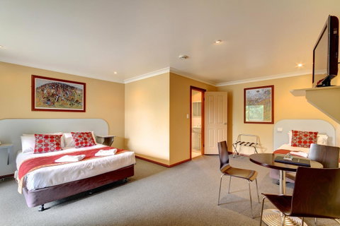 Victoria Hotel Strathalbyn - Accommodation Directory 18
