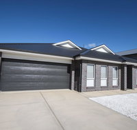 Serene Shores - Accommodation Directory