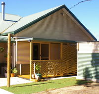 The Hakeas - Accommodation Directory