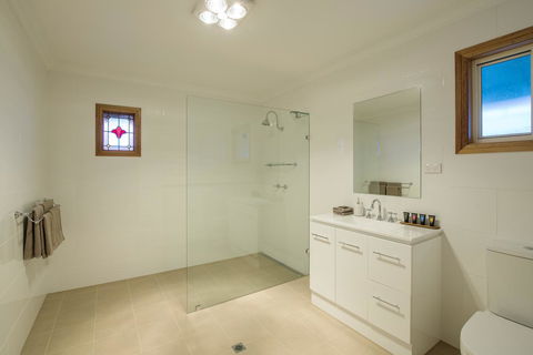 Flinders Bush Retreats - Accommodation Directory 20