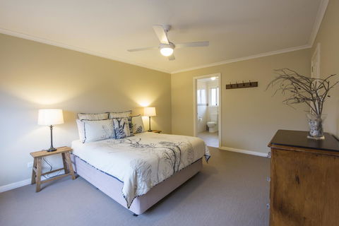 Flinders Bush Retreats - Accommodation Directory 17