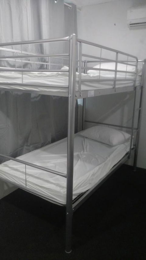 Perth City Backpackers Hostel - Note - Valid Passport Required To Check In - Accommodation Directory 22