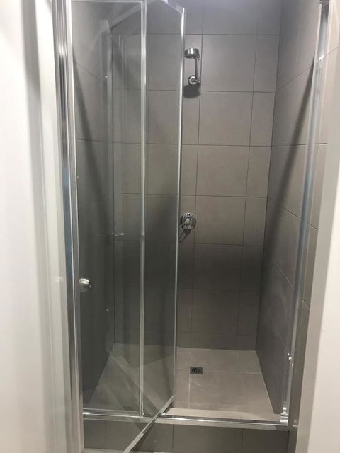 Perth City Backpackers Hostel - Note - Valid Passport Required To Check In - Accommodation Directory 15