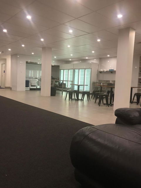 Perth City Backpackers Hostel - Note - Valid Passport Required To Check In - Accommodation Directory 11