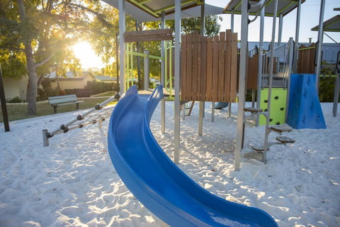 Karrinyup Waters Resort - Accommodation Directory 28