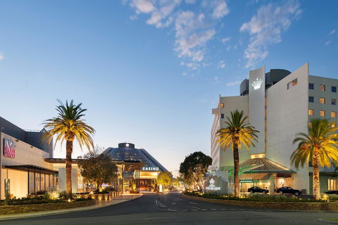 Crown Promenade Perth - Accommodation Directory 11