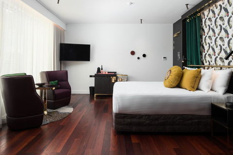 QT Perth - Accommodation Directory 9