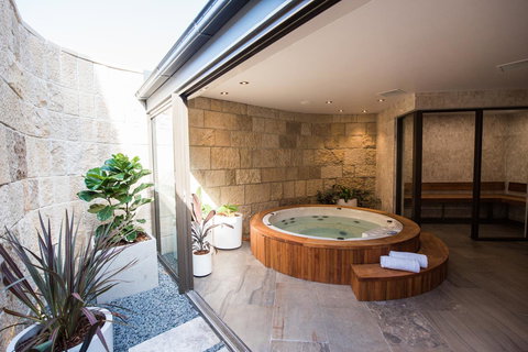 Anchorage Port Stephens - Accommodation Directory 13
