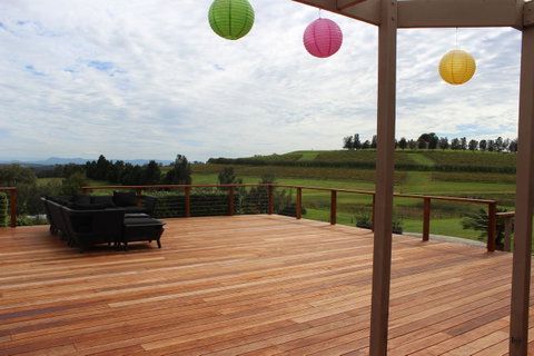 Grapevines Boutique Accommodation - Accommodation Directory 9
