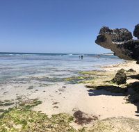 The Compass Beach House - Accommodation Directory